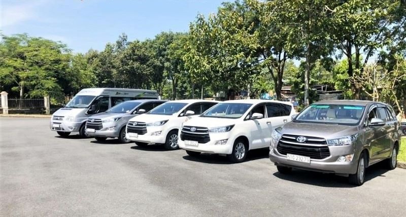 Dịch vụ xe đưa đ&oacute;n s&acirc;n bay Nội B&agrave;i Nam Định