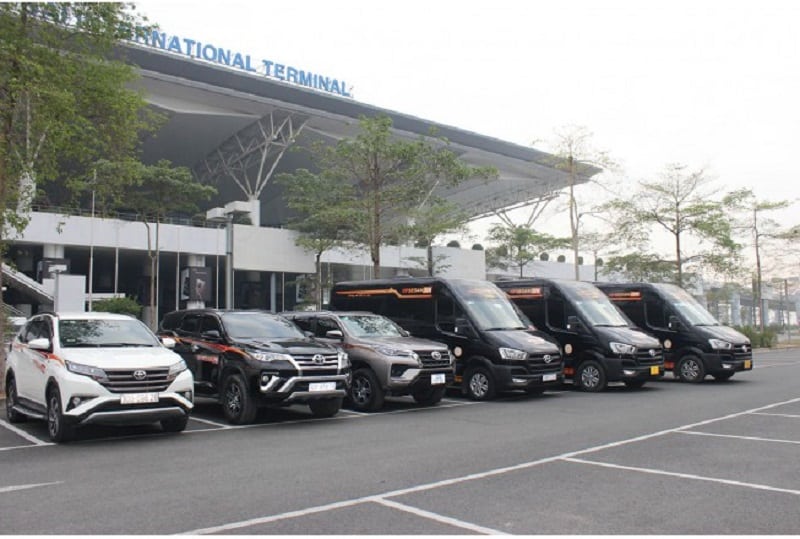 Đội xe đưa đón sân bay Nội Bài